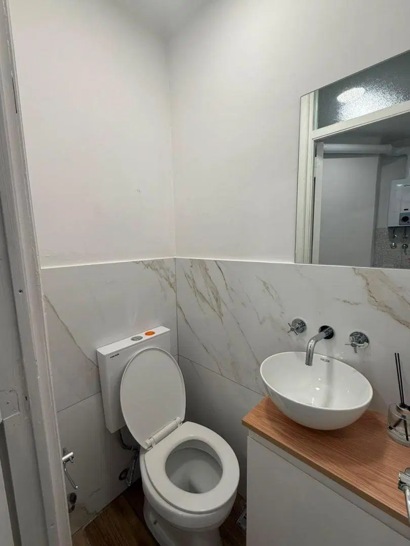 2 Amb. con dependencia y 2 baños 5
