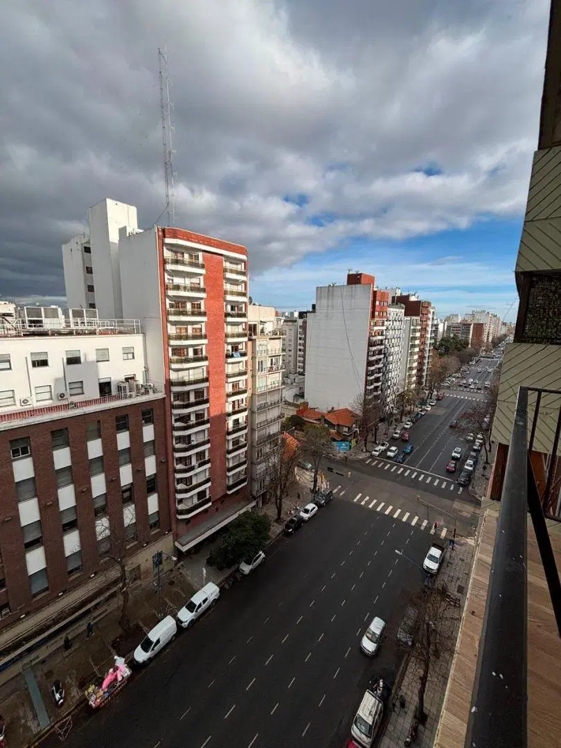 4 Amb con balcón corrido a nuevo 8
