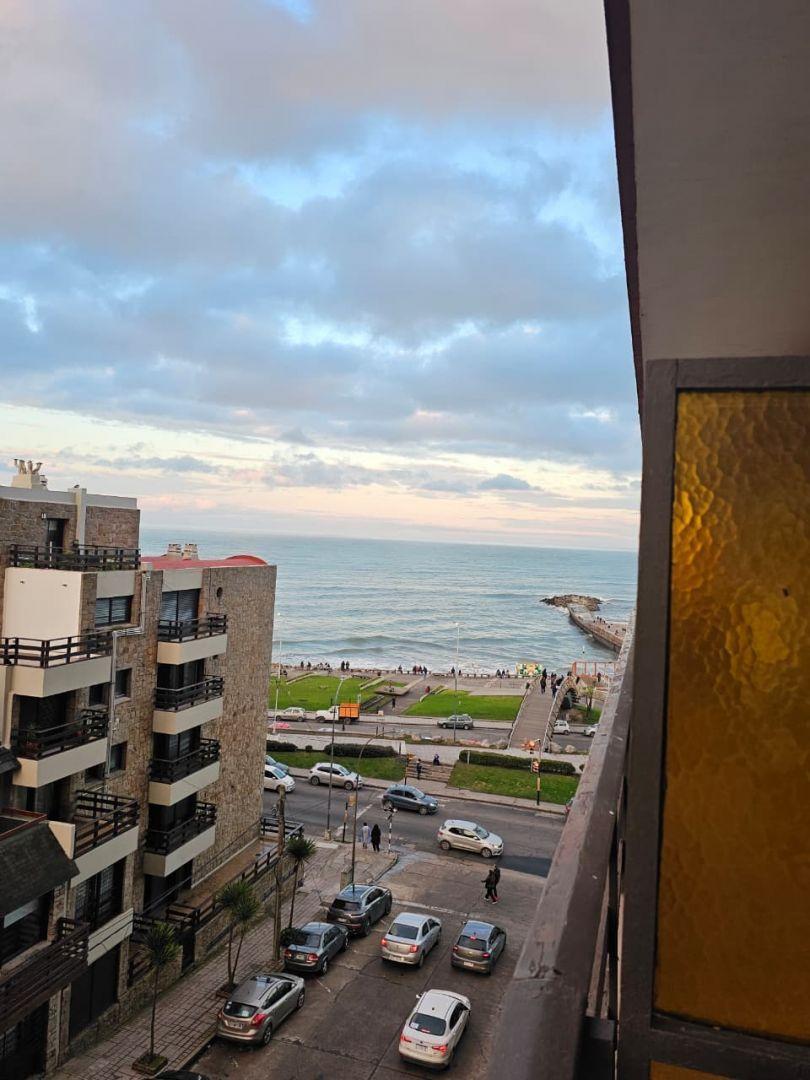 Foto de 2 ambientes con balcón con vista plena al mar, imagen 2