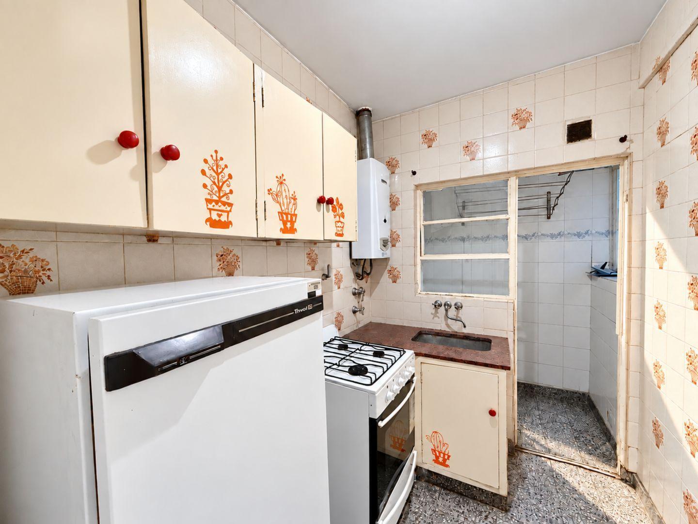 Foto de 24 MESES - 2 Amb. interno con lavadero, imagen 3