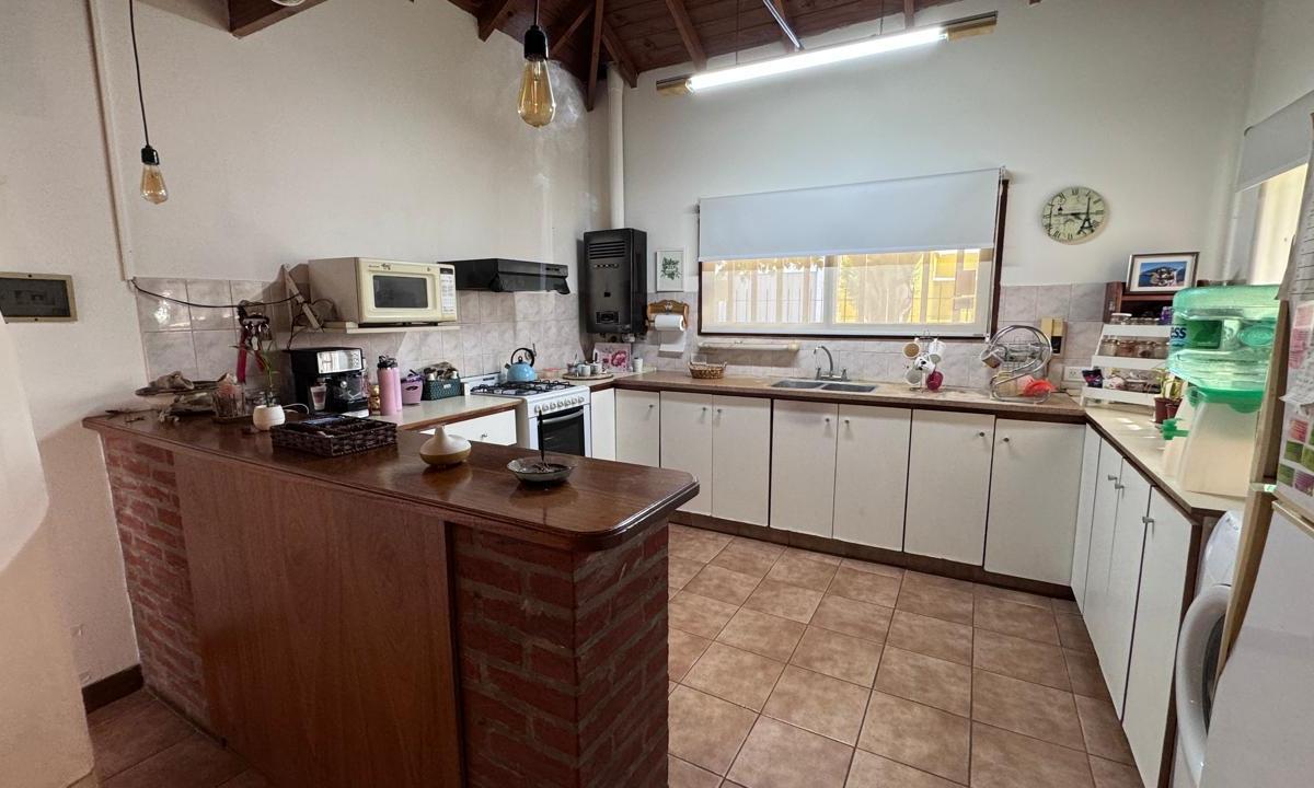 Foto de Casa con 3 Dormitorios - Barrio Las Avenidas, imagen 2