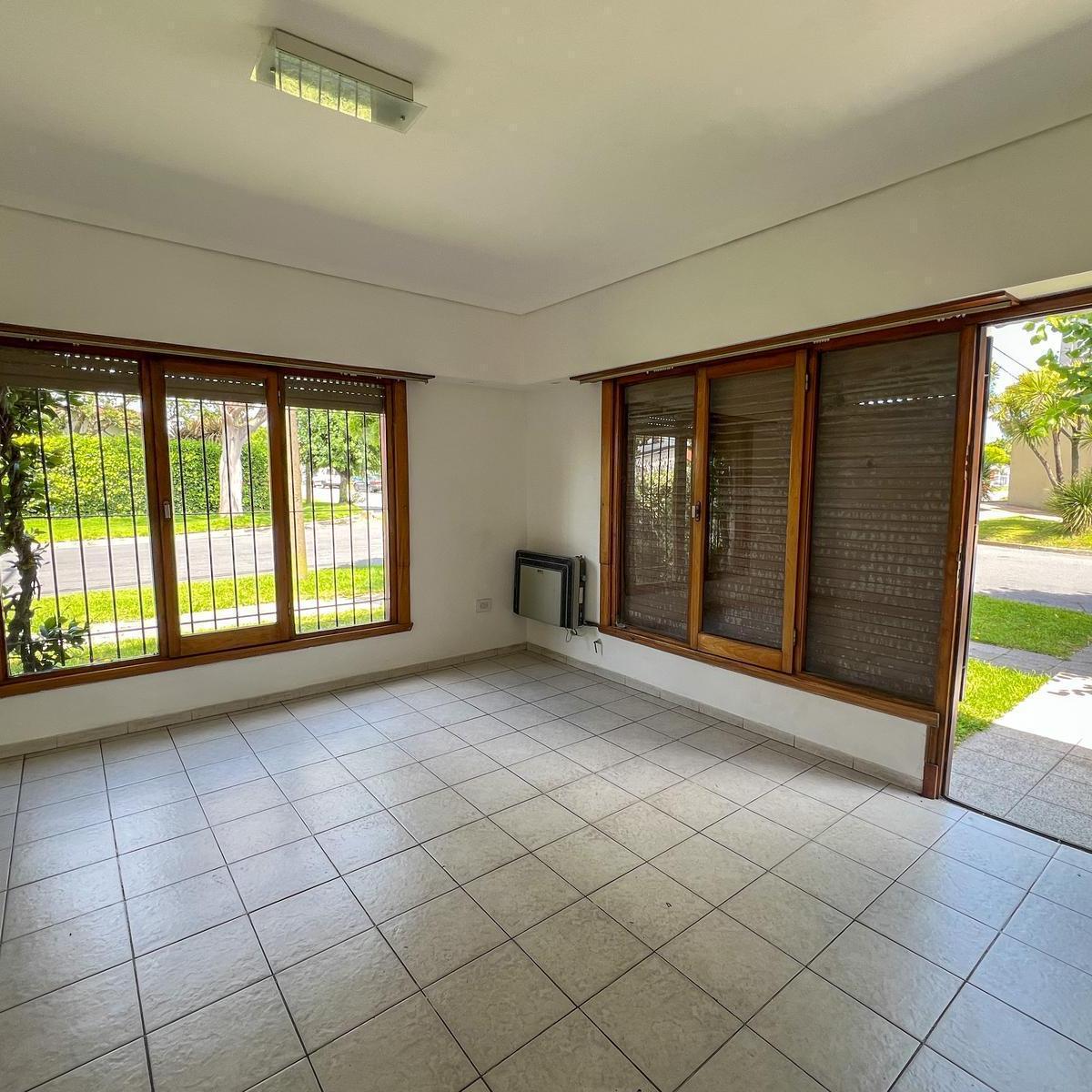 Casa PH con 2 Dormitorios - Punta Mogotes