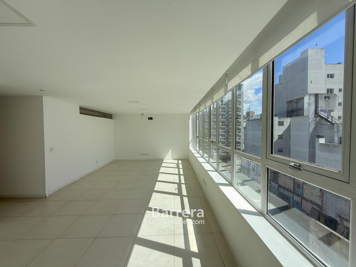 Oficina muy Luminosa - Paseo Aldrey