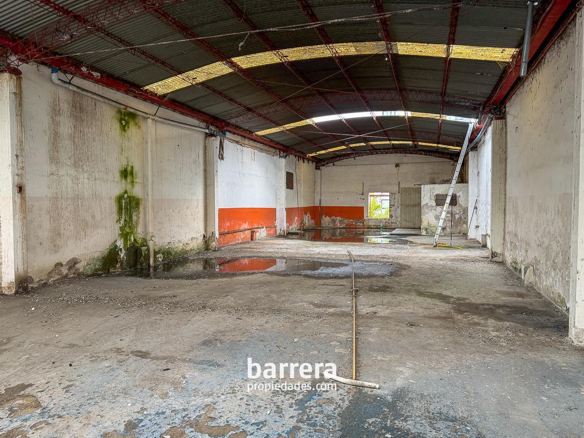 Foto de Galpon con salida a 2 calles - Venta o Alquiler, imagen 4