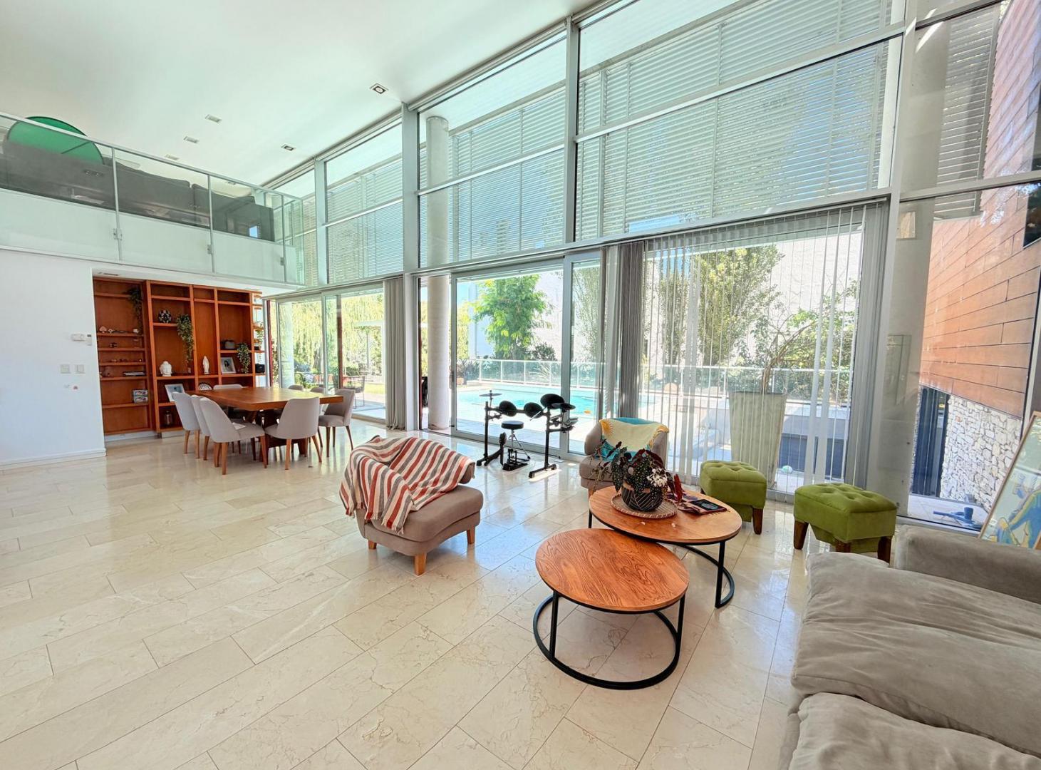 Foto de Importante Chalet sobre Lote de 936m2 - Rumenco, imagen 1