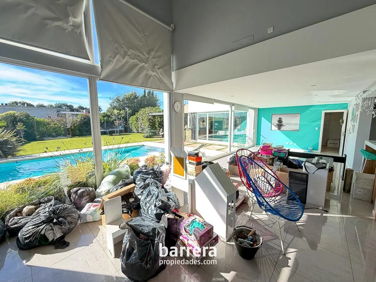 Importante Chalet de Primera Calidad - Arenas del Sur 3
