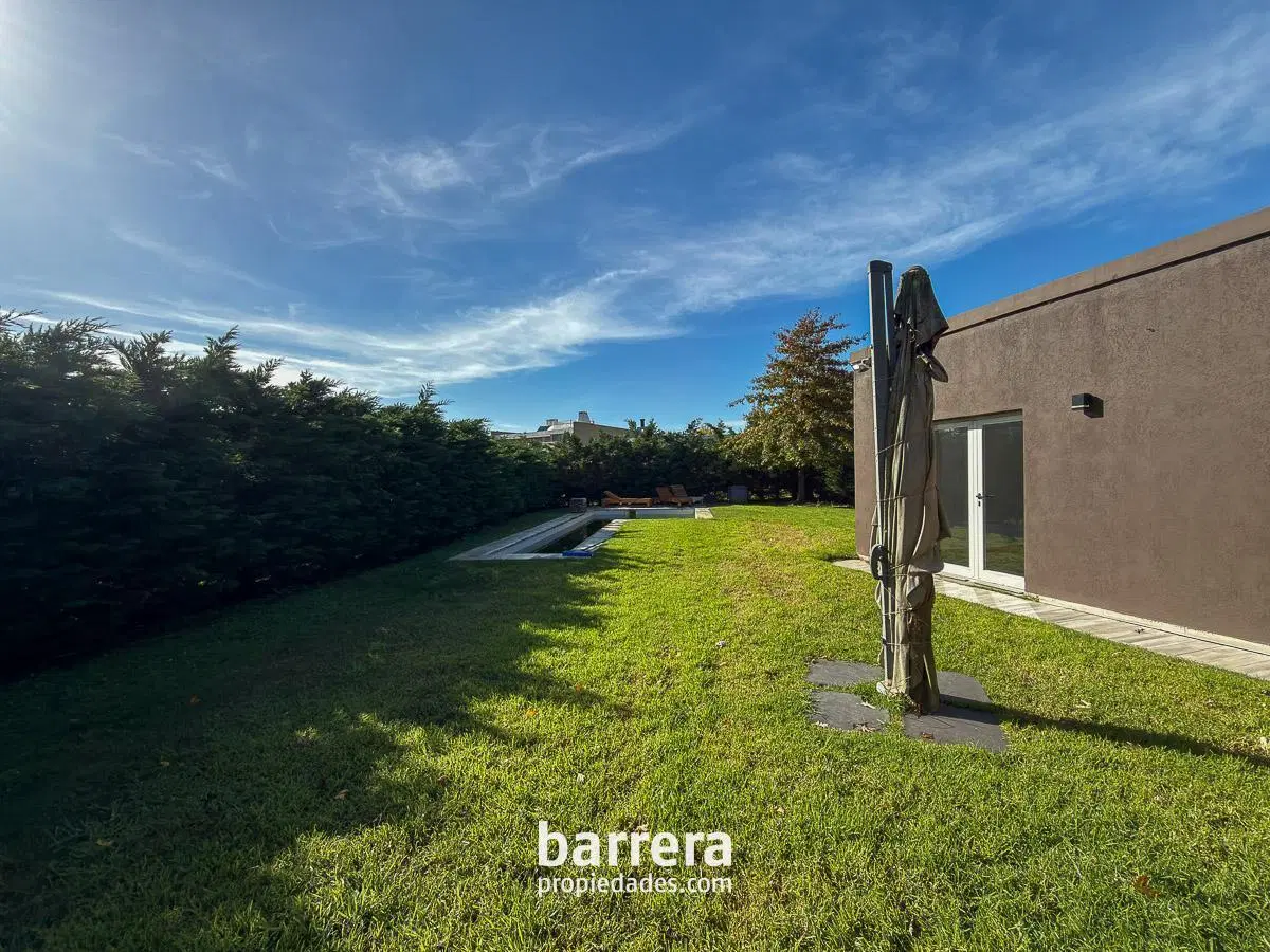 Chalet en 1 planta con Piscina - Arenas del Sur 1