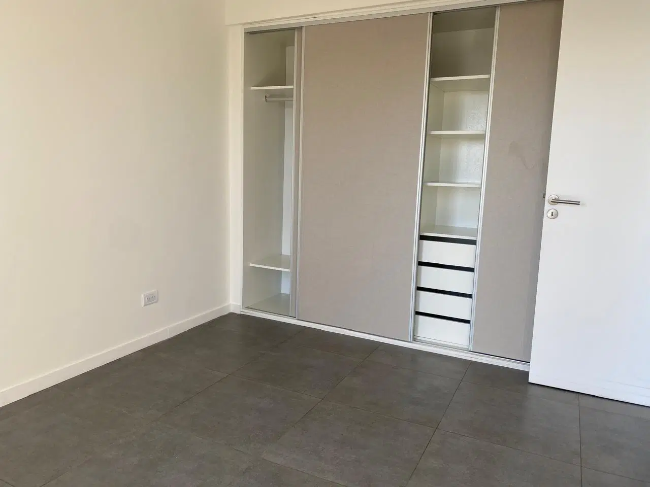 Departamento en San Carlos 3
