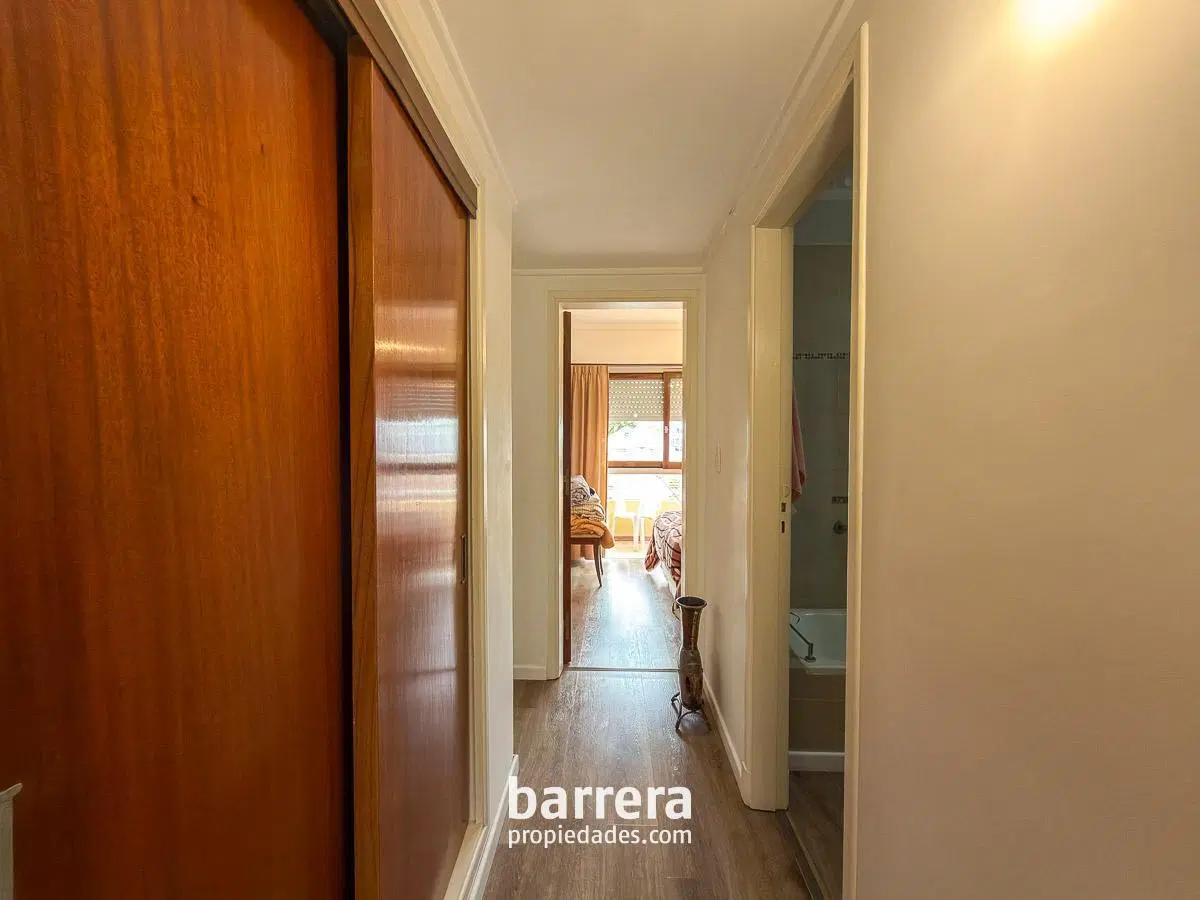 Piso 3 Ambientes Reciclado con Balcón y Sol de Tarde 4