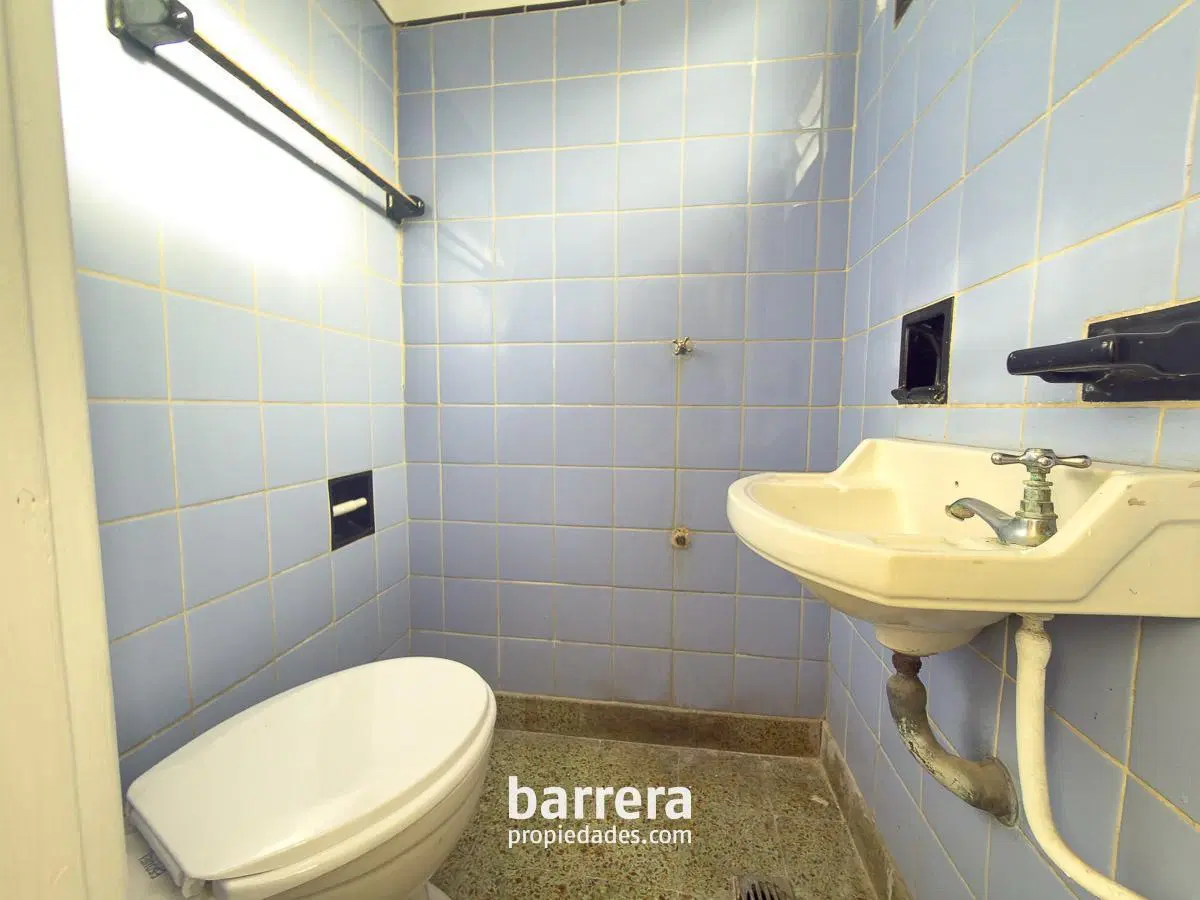 Chalet de 2 dormitorios para Vivienda o Uso Profesional / Zona HPC 4