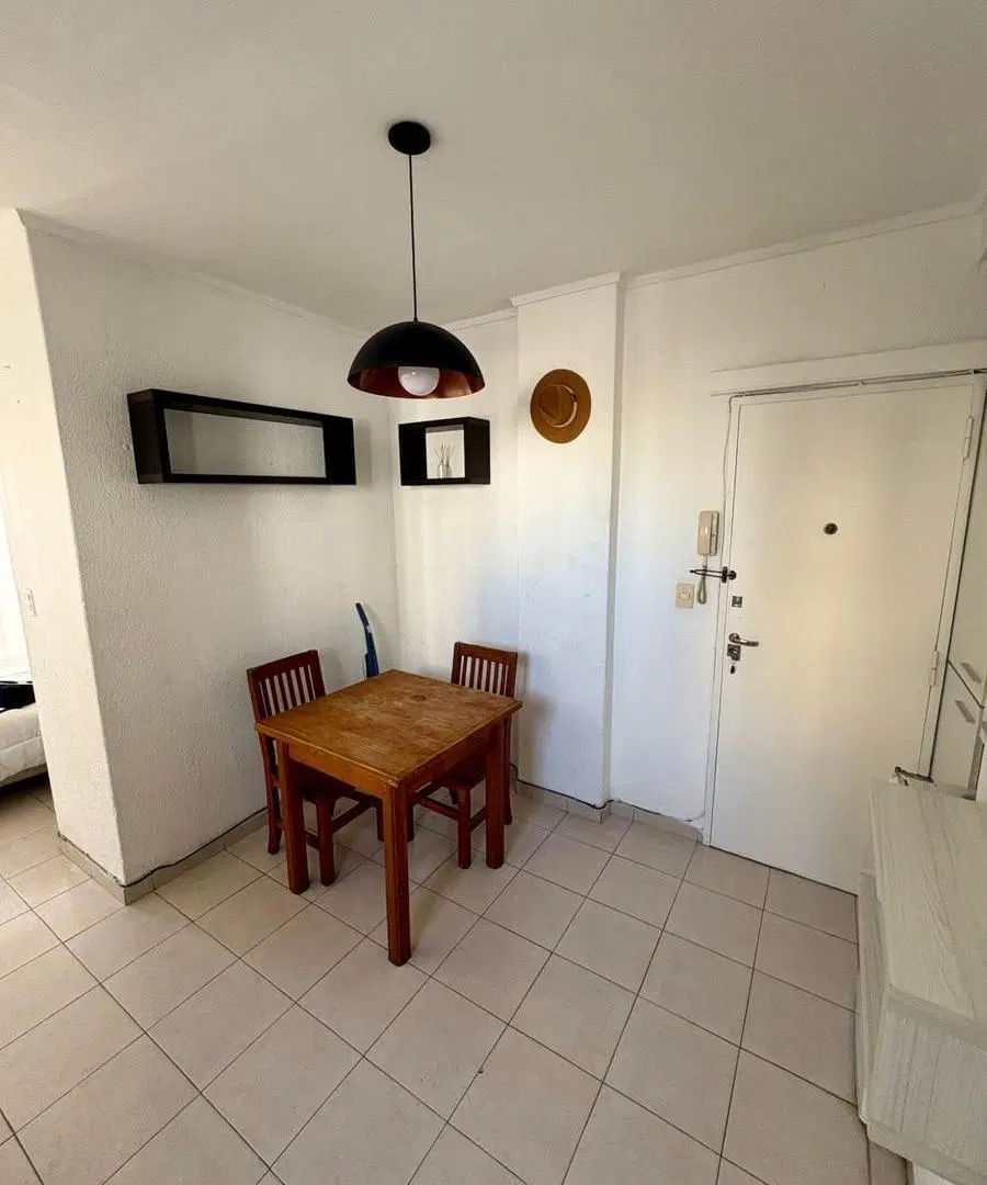 Departamento en Guemes monoambiente dividido 2