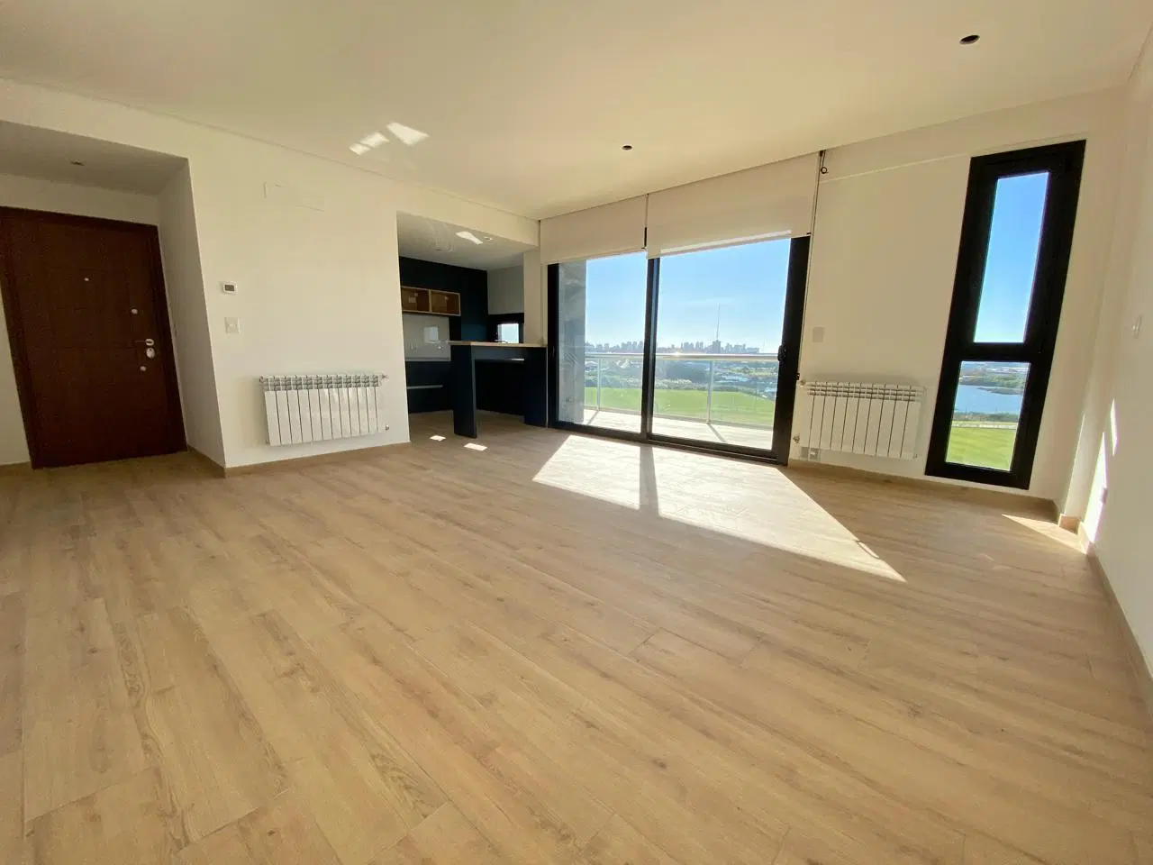 Departamento a estrenar frente al mar en Punta Mogotes 1