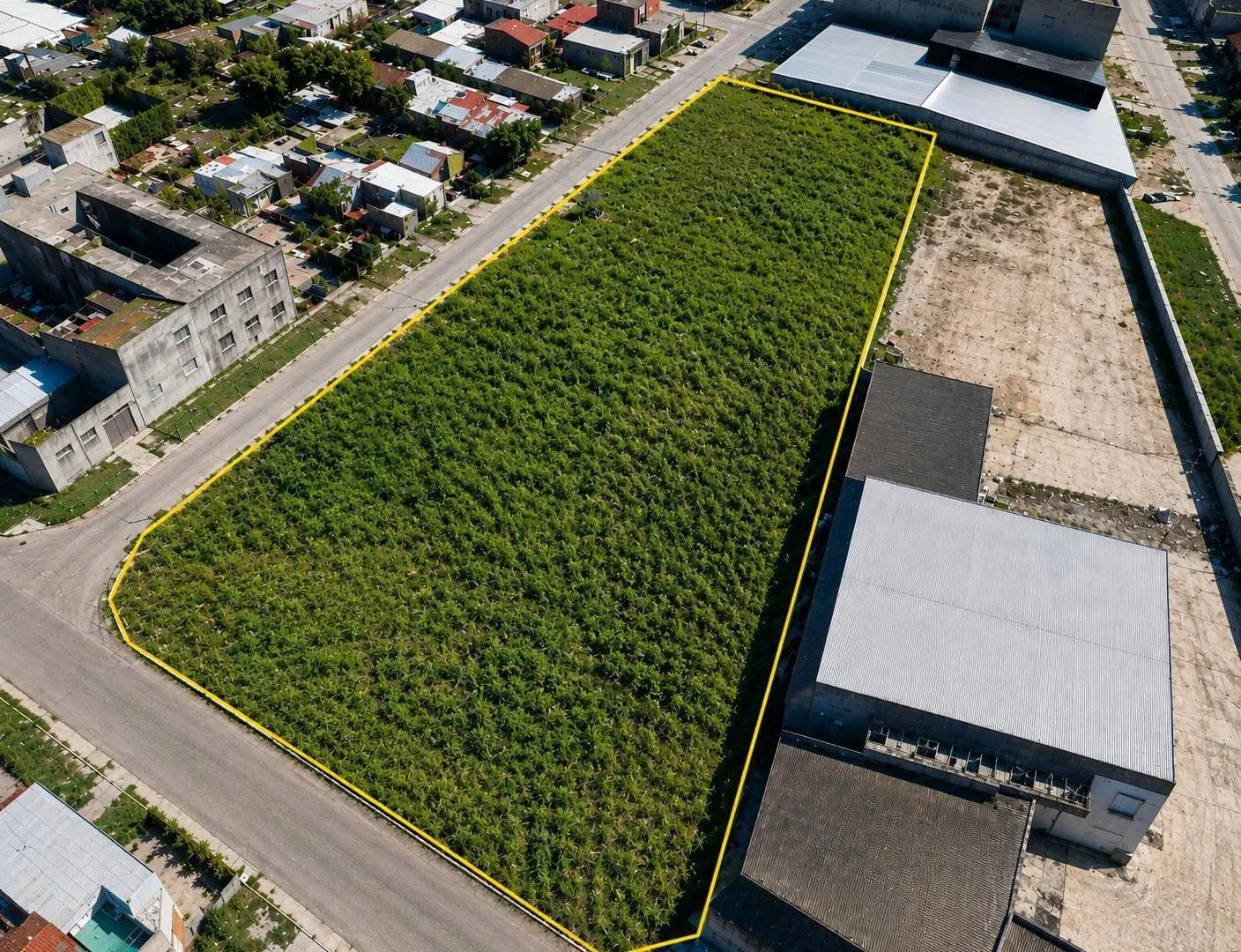 Importante Terreno de 3745m2 Zonificacion Industrial Pesquera 2