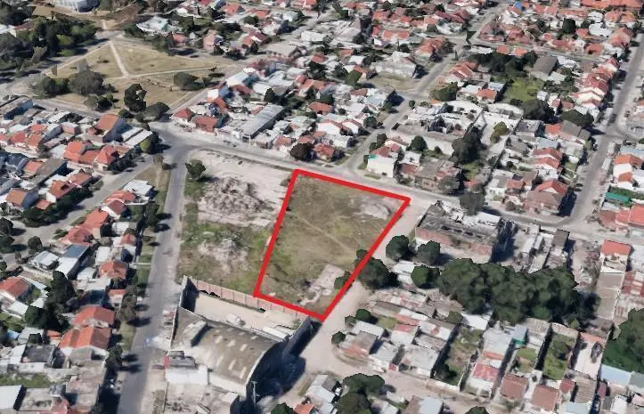 Importante Terreno de 3745m2 Zonificacion Industrial Pesquera 5