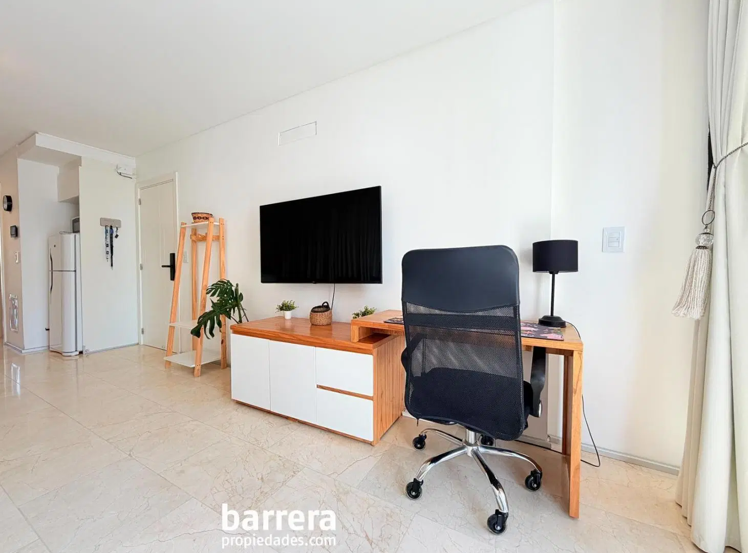 2 amb Moderno con Cochera y Vista Lateral Mar - Playa Grande (Se vende con muebles) 4