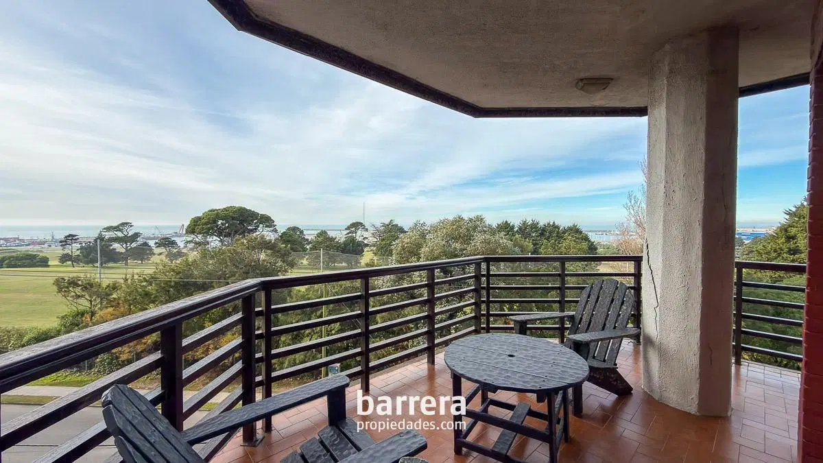 Piso 4 amb con Vista al Mar y Golf - Cochera Doble 5