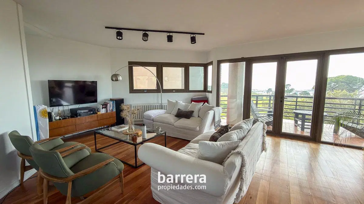 Piso 4 amb con Vista al Mar y Golf - Cochera Doble 8