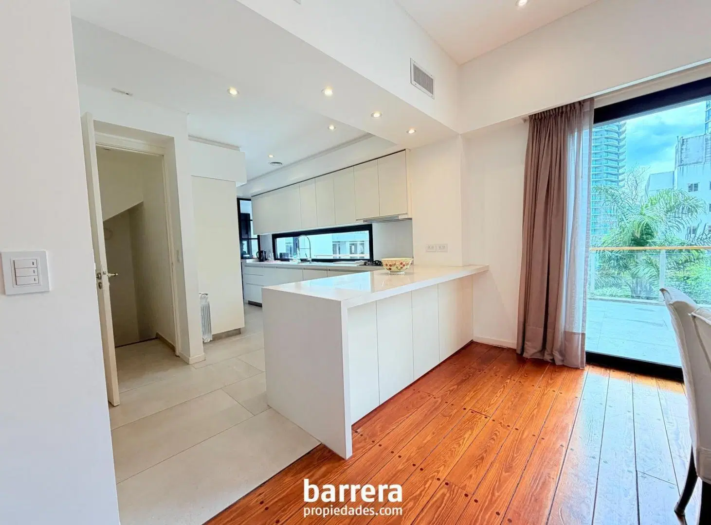 Espectacular Chalet frente al Parque San Martin 5