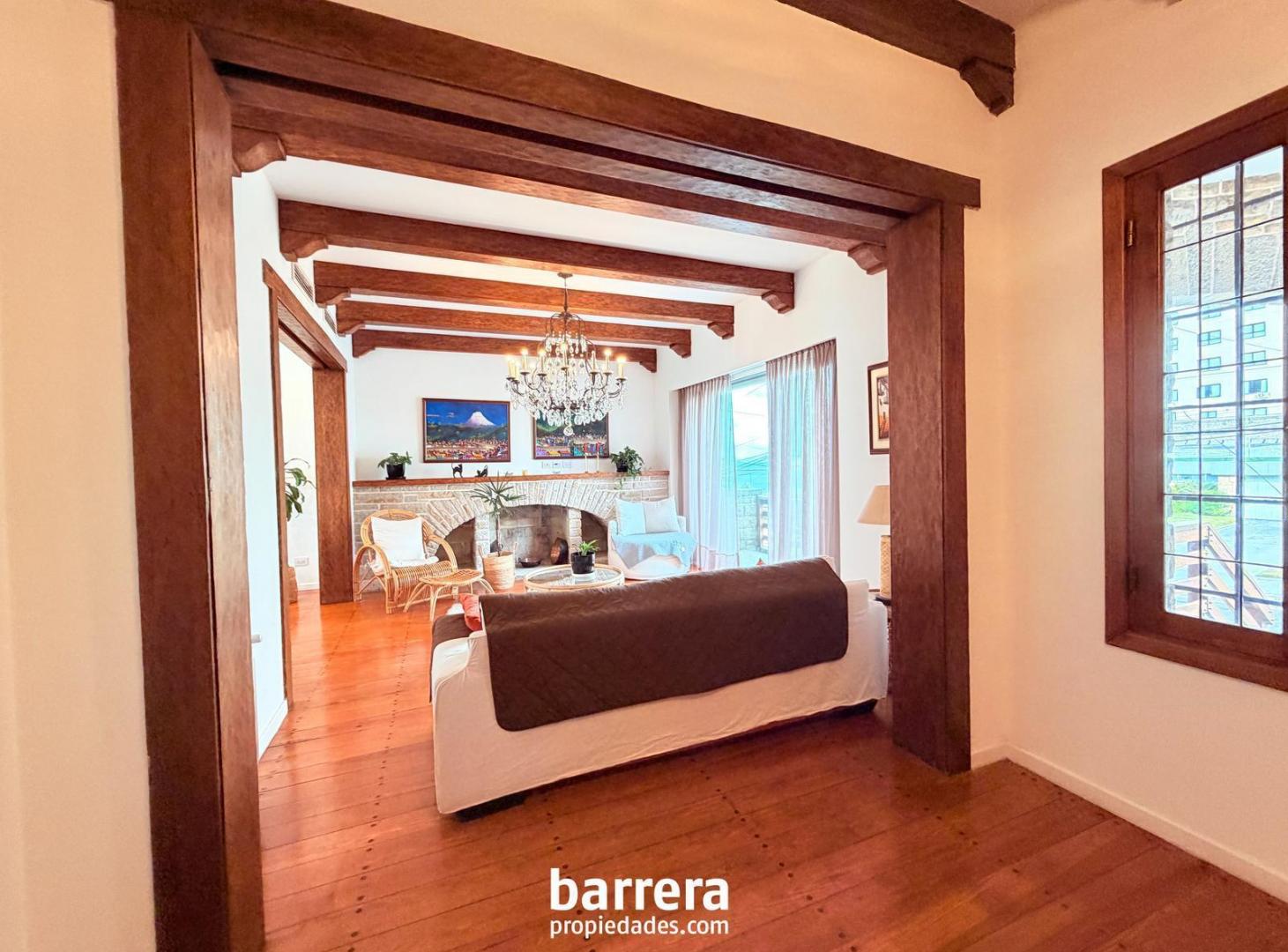 Foto de Espectacular Chalet frente al Parque San Martin, imagen 3