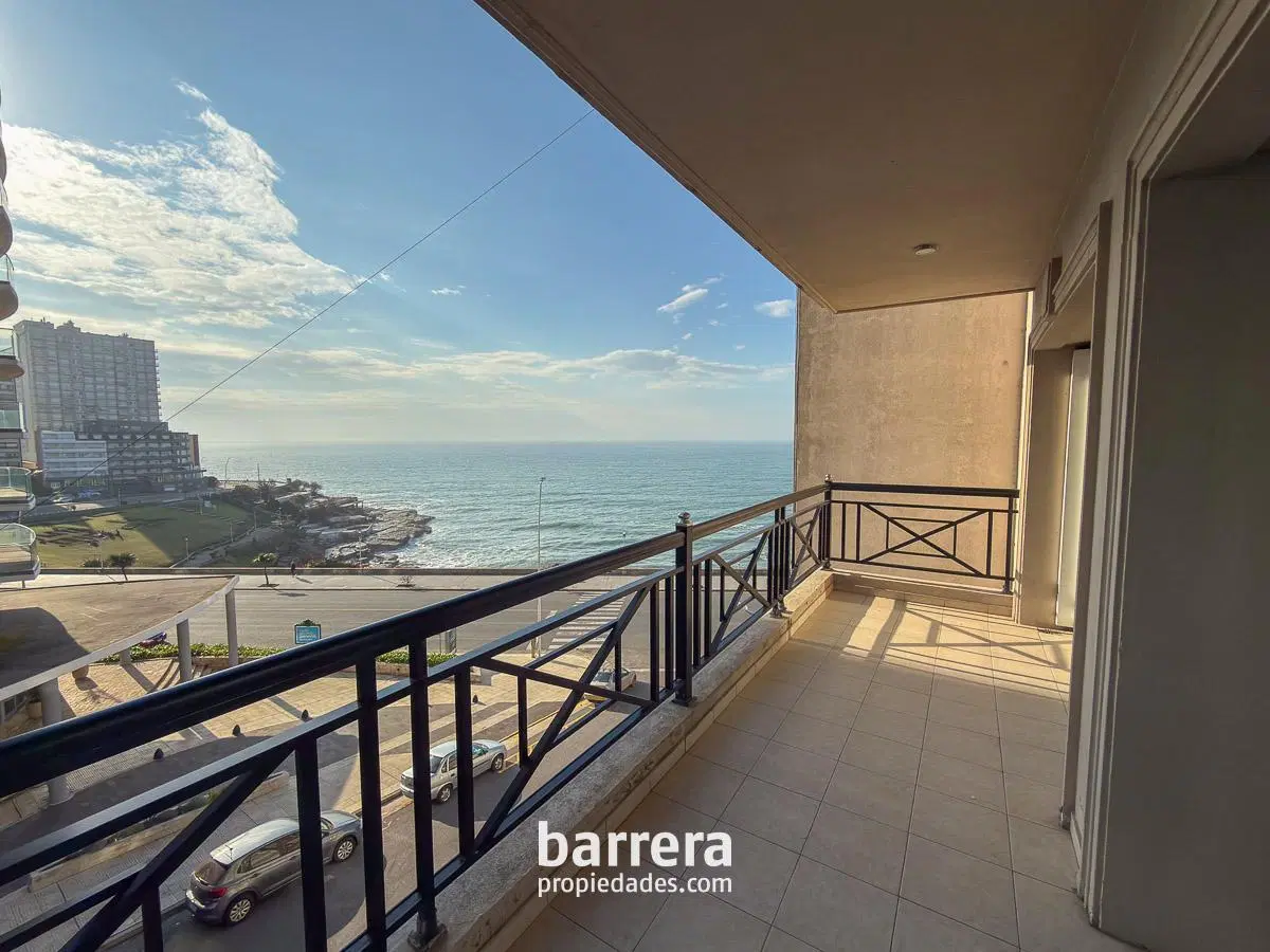 Excelente Depto con Vista al Mar 4