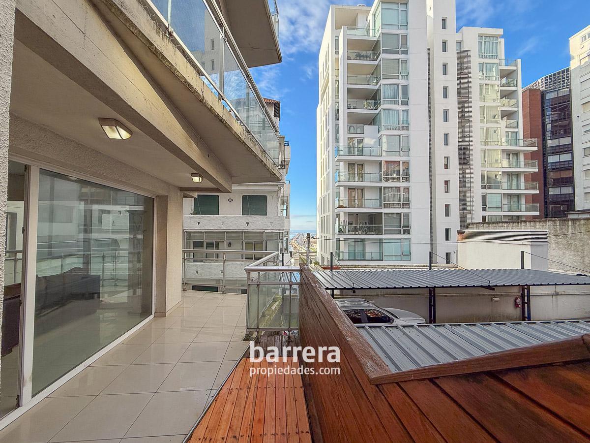 Foto de Departamento 3 amb con Cochera - Playa Grande, imagen 3