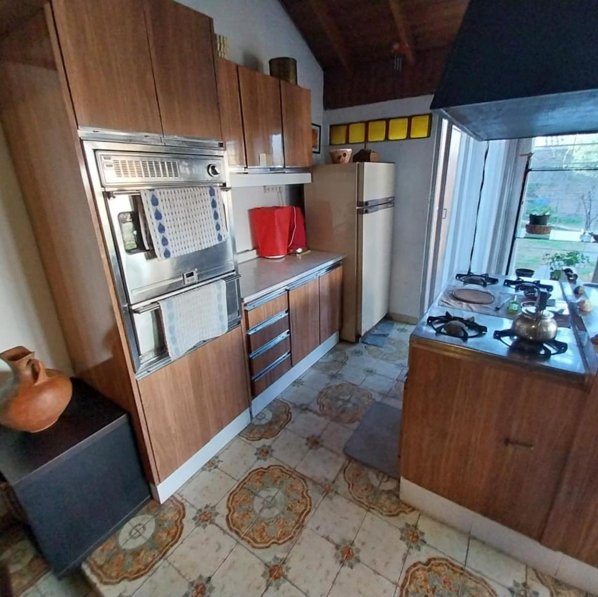 Impecable Casa Chalet 4 Ambientes en Venta, Marambio 2700, Ituzaingó 4