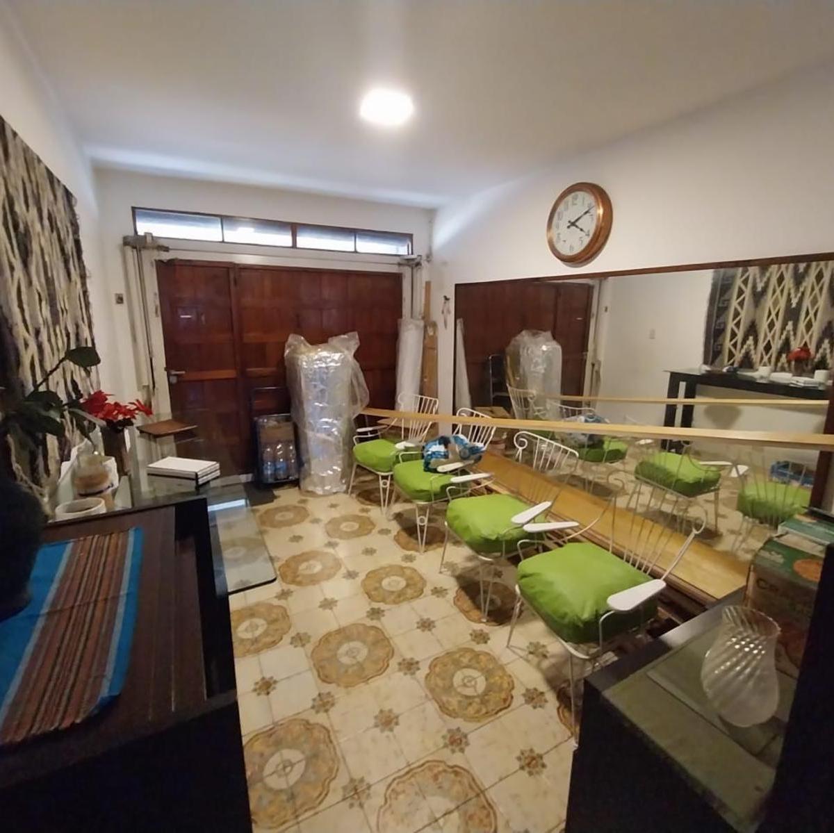 Impecable Casa Chalet 4 Ambientes en Venta, Marambio 2700, Ituzaingó 1