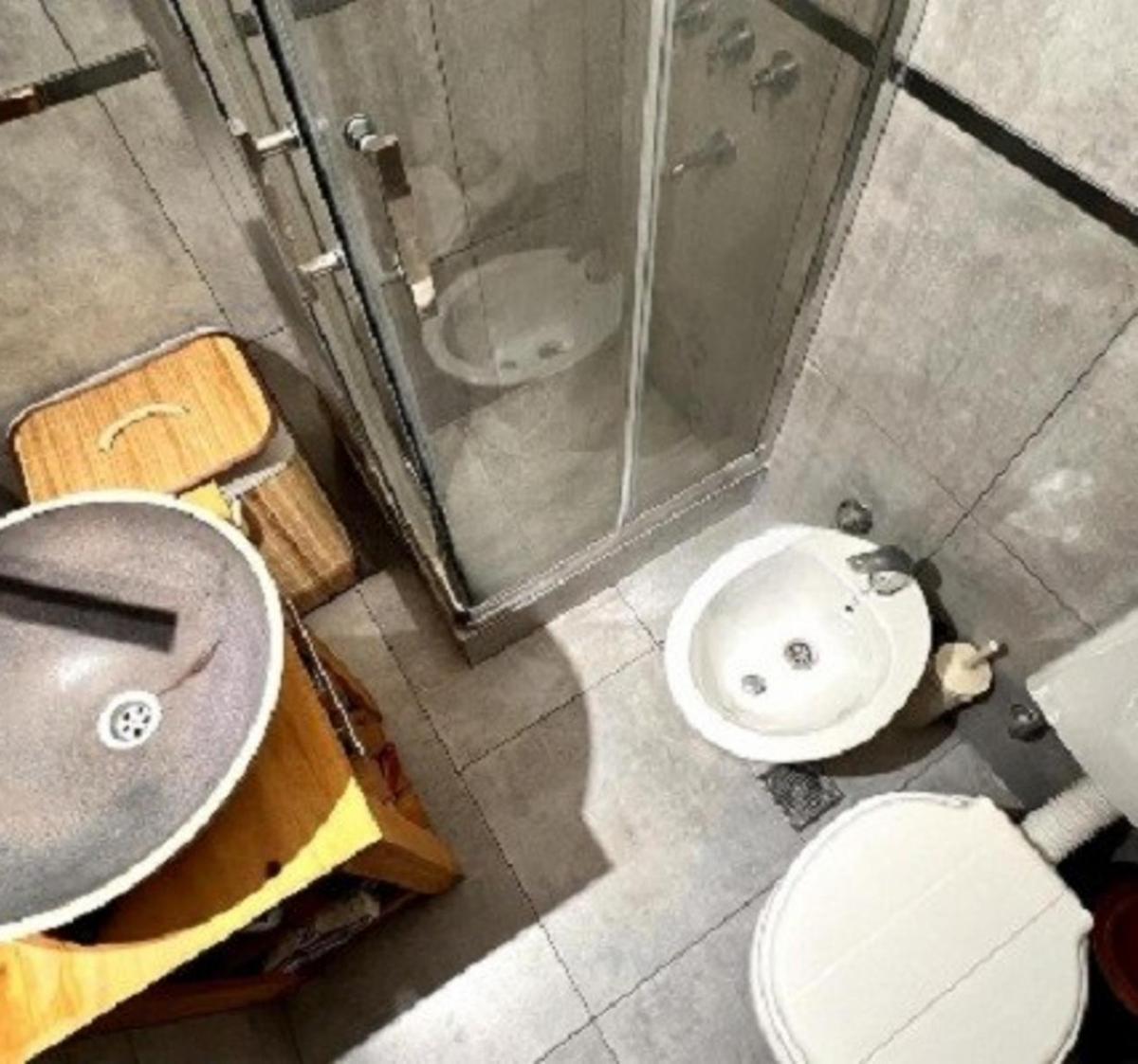 Excelente PH 3 Ambientes en Venta, Ventura Alegre 500, Ituzaingó. 1