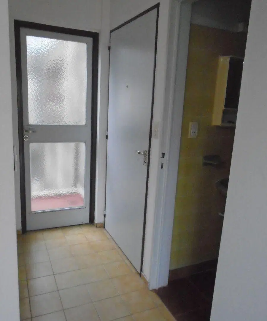 Monoambiente con balcón 5