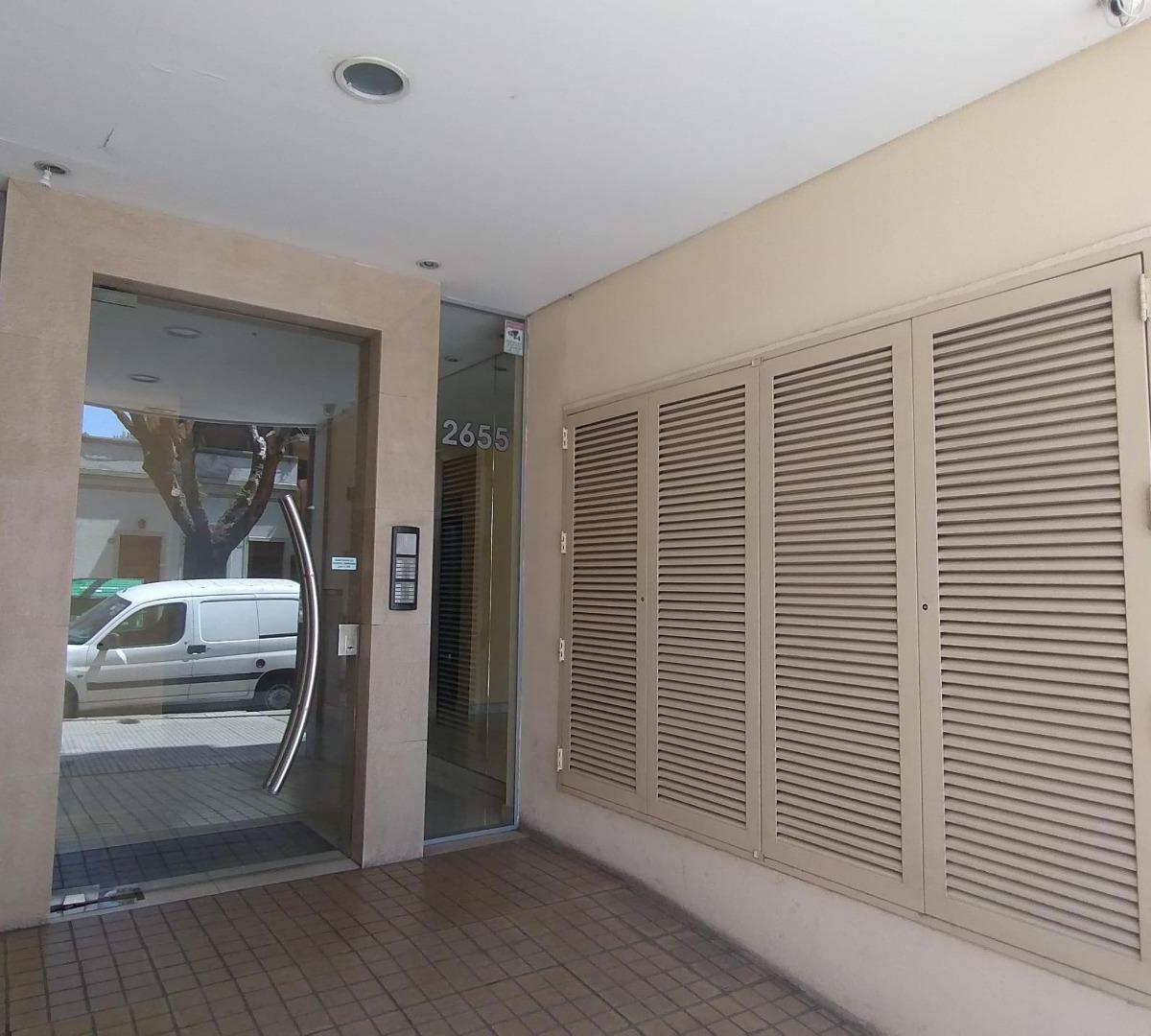 Departamento 3 Amb. Al Frente con Patio y Balcon 3