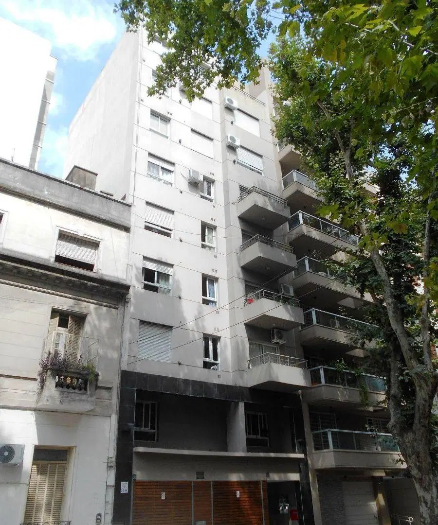 DEPTO DE 1 AMB CON BALCON AL C/FRENTE 1