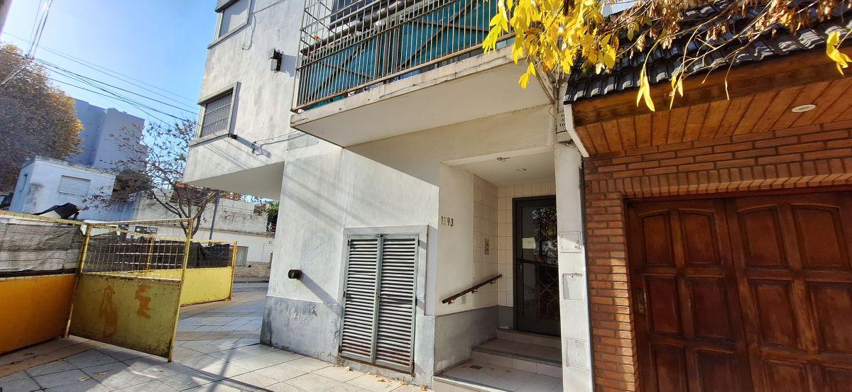 DEPTO 2 AMBIENTES PLANTA BAJA AL FRENTE