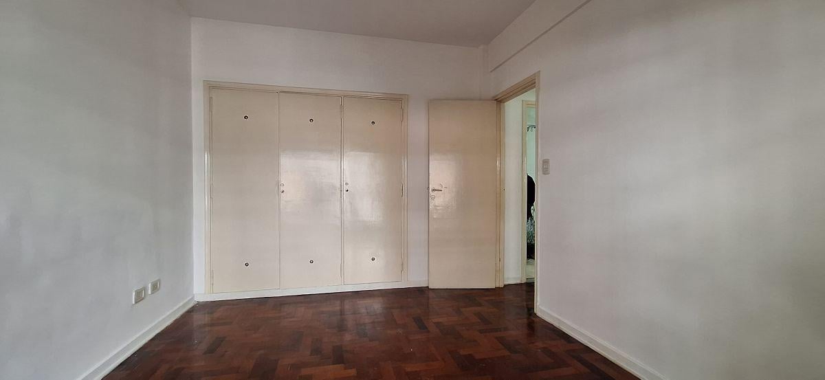 Foto de DEPTO 3 AMB.AL FRENTE CON BALCON, 2 BAÑOS, COMEDOR DIARIO, imagen 3