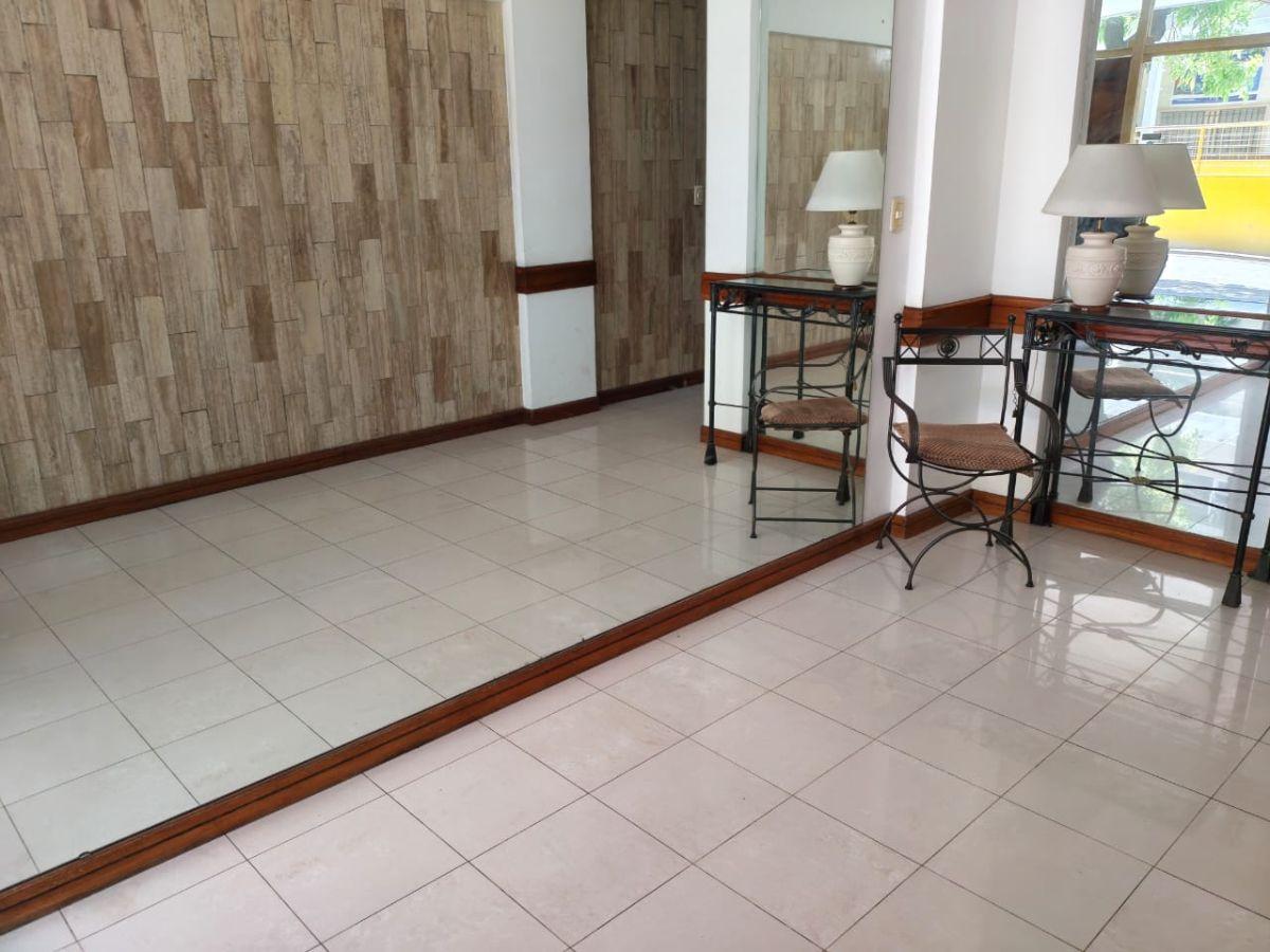 Foto de DEPARTAMENTO 2 AMB. CON BALCON Y LAVADERO - AL C/FRENTE, imagen 3