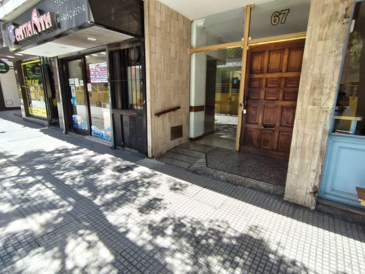 Foto de DEPARTAMENTO 2 AMB. CON BALCON Y LAVADERO - AL C/FRENTE, imagen 1