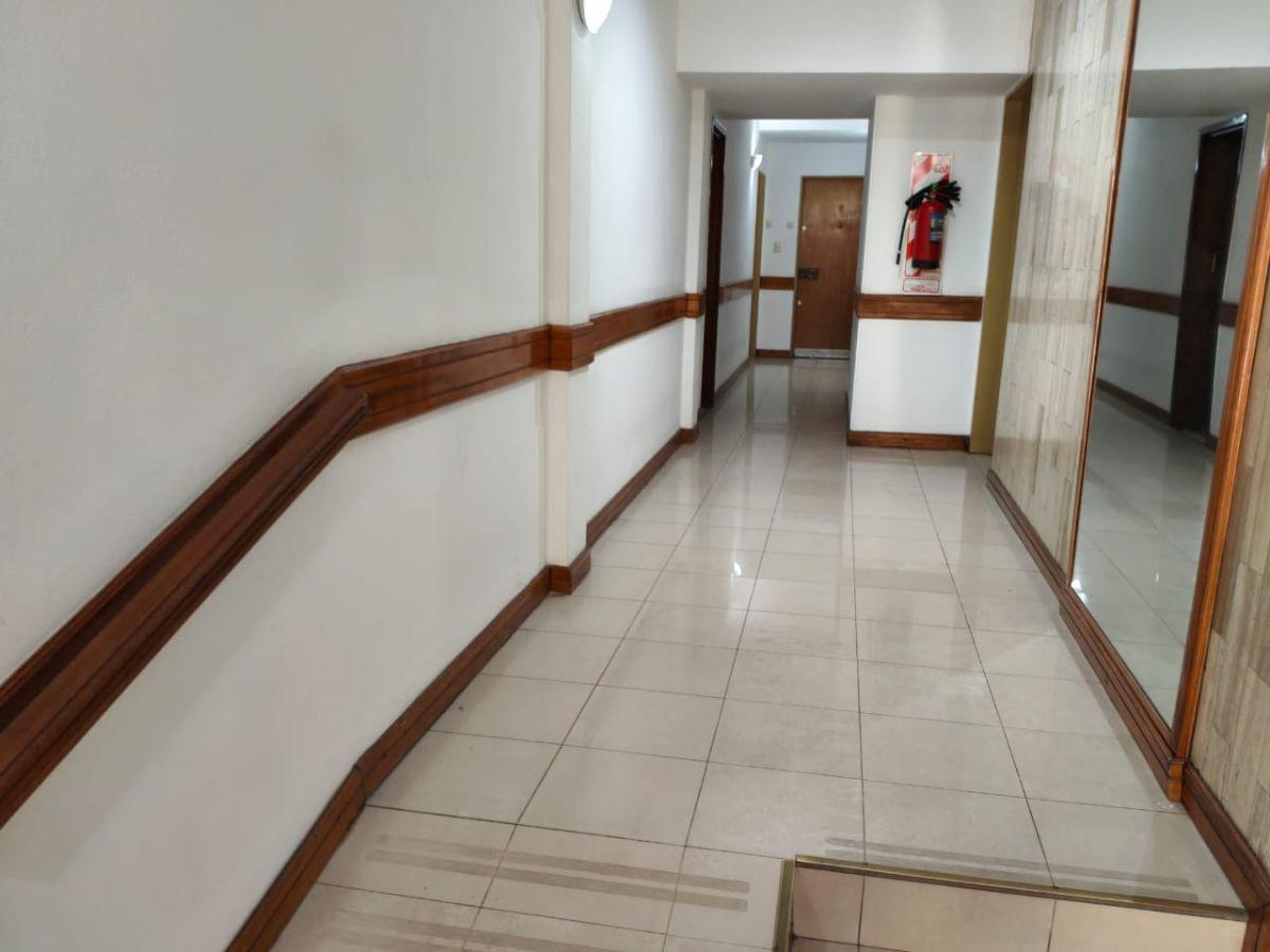 Foto de DEPARTAMENTO 2 AMB. CON BALCON Y LAVADERO - AL C/FRENTE, imagen 4