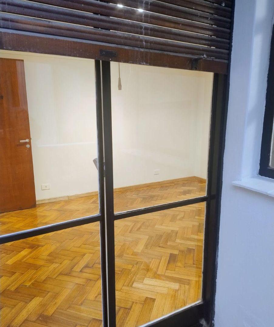 Foto de Alquiler 2 Amb. Reciclado c/Balcón en Belgrano, 25 Mts | Excelente, imagen 1