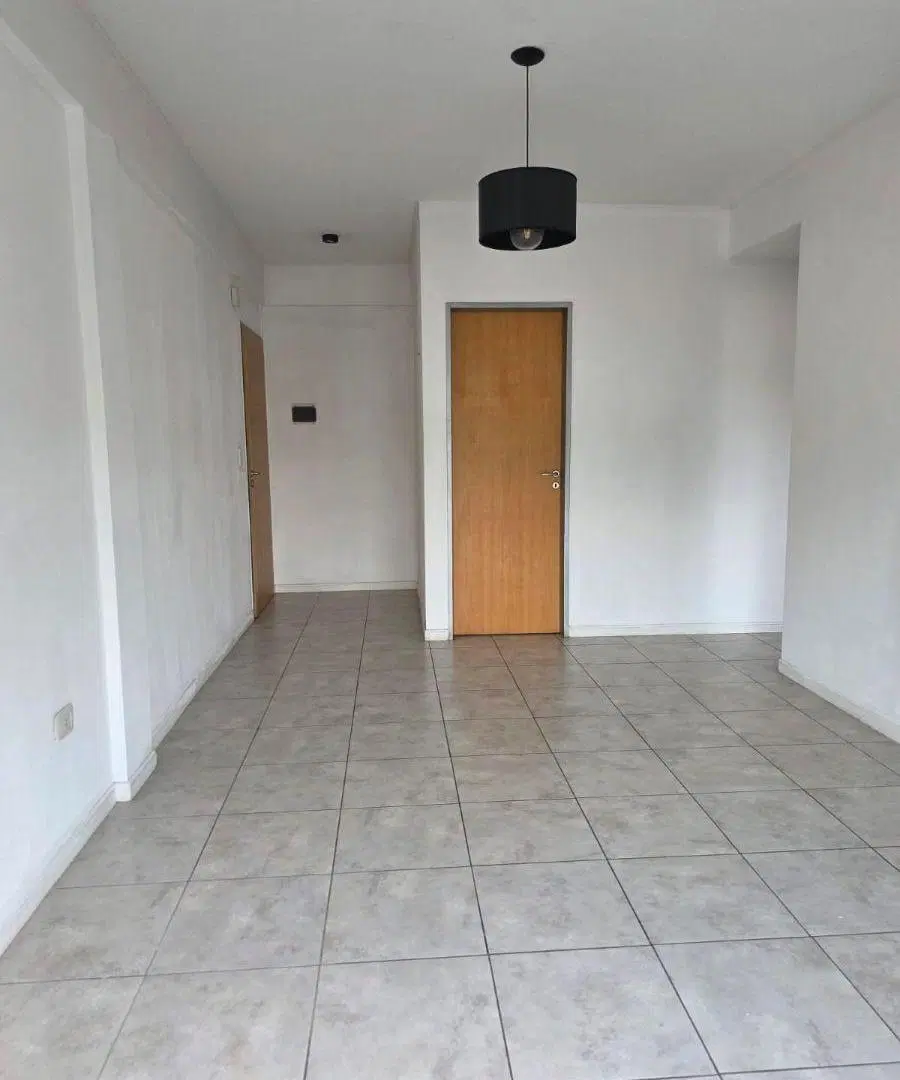 Departamento 2 Ambientes – 50 m² Totales – Castelar Sur - Cochera propia 5