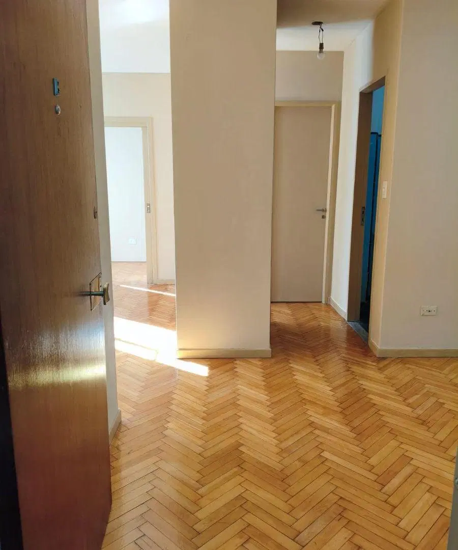 ALQUILER | 2 Ambientes de 42 m² | Muy Luminoso | Excelente Distribución 3