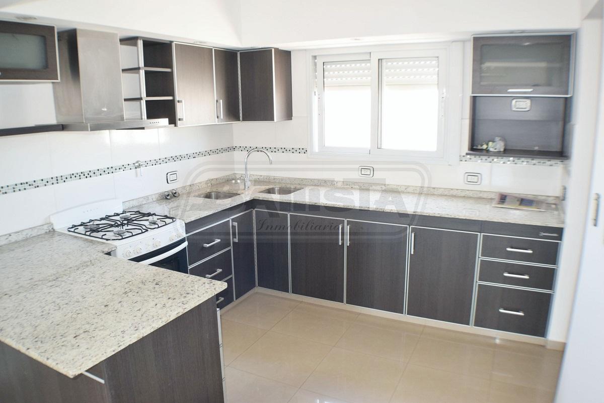 Departamento 4 Ambientes. | Carlos Pellegrini Al 400 1