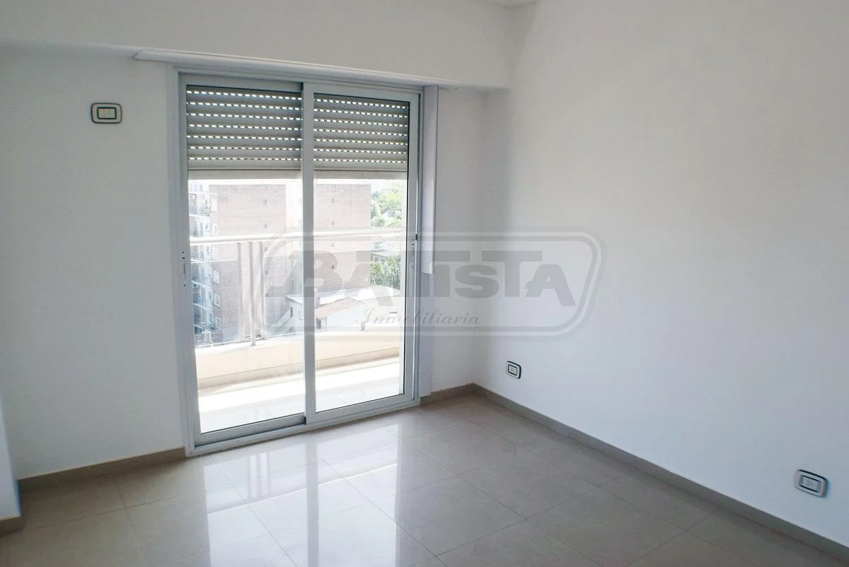 Departamento 4 Ambientes. | Carlos Pellegrini Al 400 2