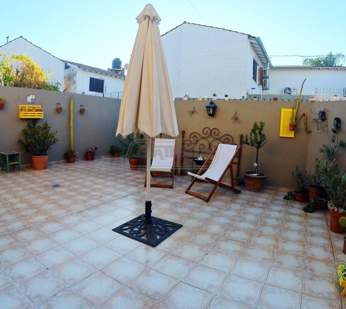 Casa 4 ambientes. | Beruti al 400