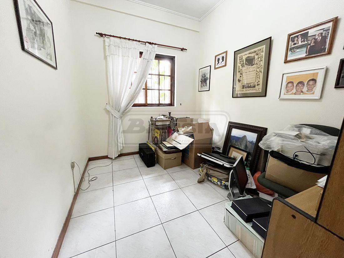 Foto de Casa 5 ambientes. | MORENO al 900, imagen 2