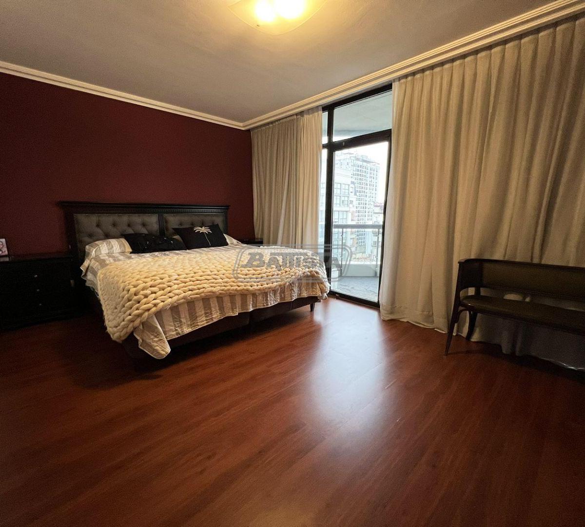 Departamento 6 ambientes. | ALBERDI al 200
