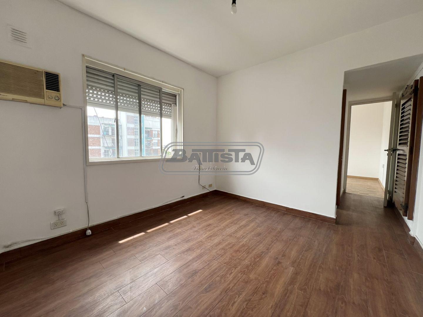 Departamento 2 ambientes. | ALSINA al 100