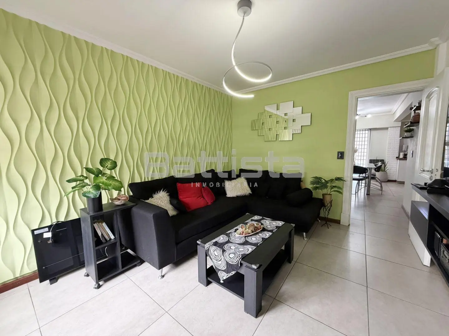 Casa 4 ambientes. | Agustin Delia al 500 2