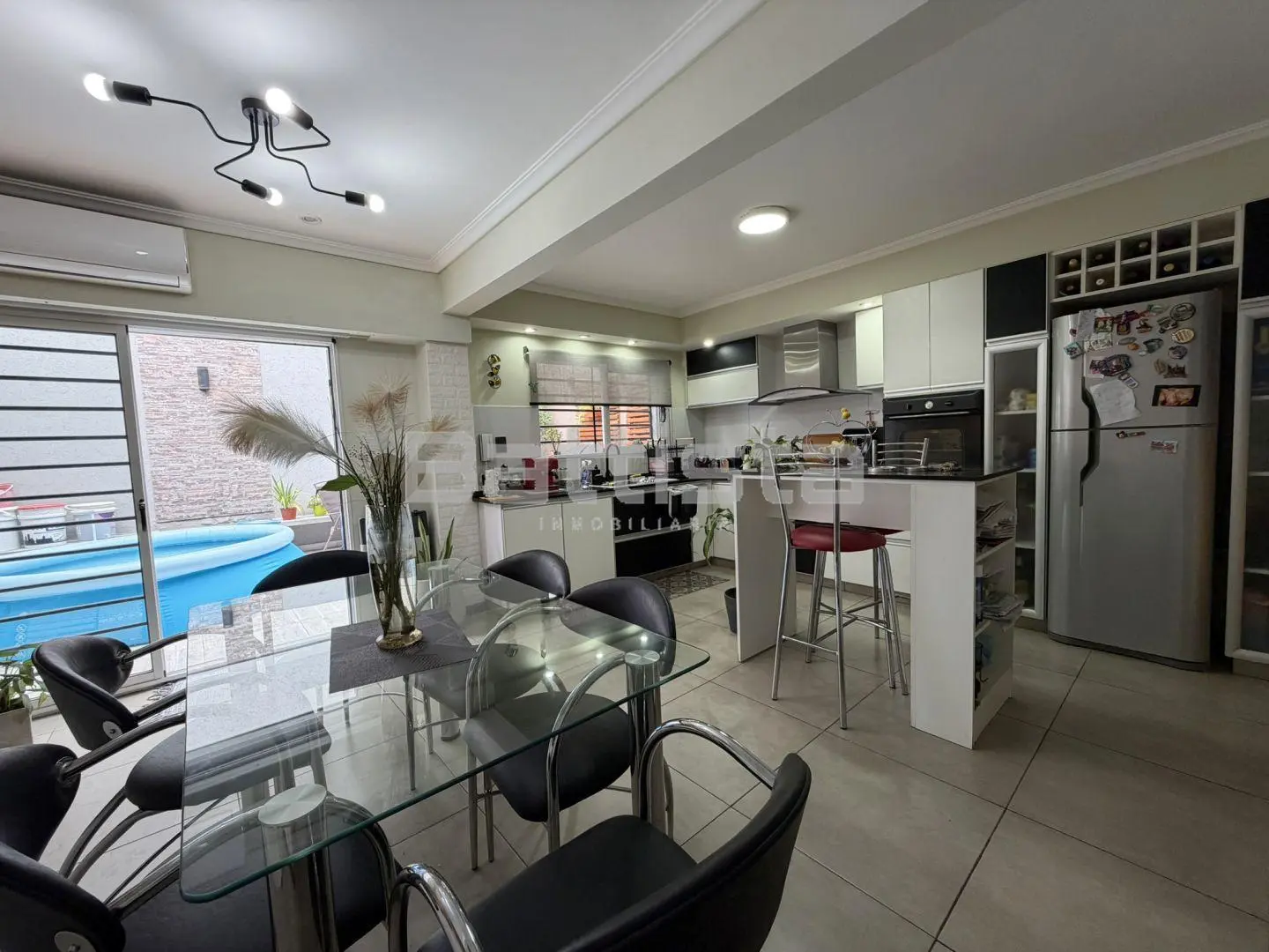 Casa 4 ambientes. | Agustin Delia al 500 4