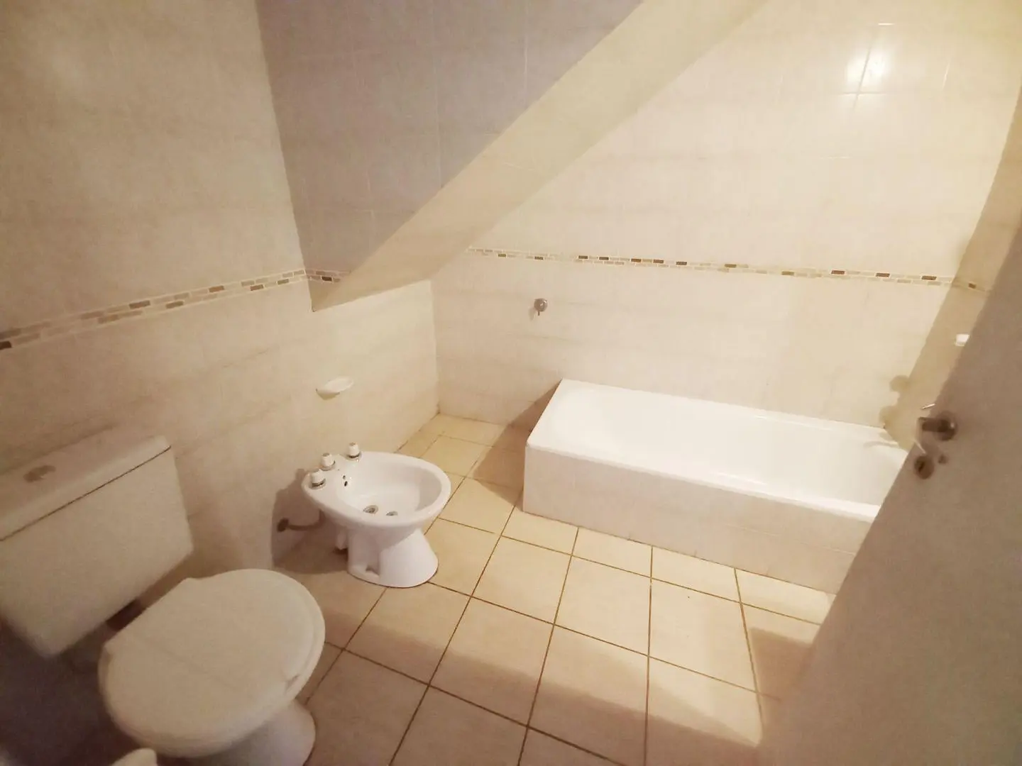 Casa 3 ambientes. | DOCTOR AGOTE al 200 2