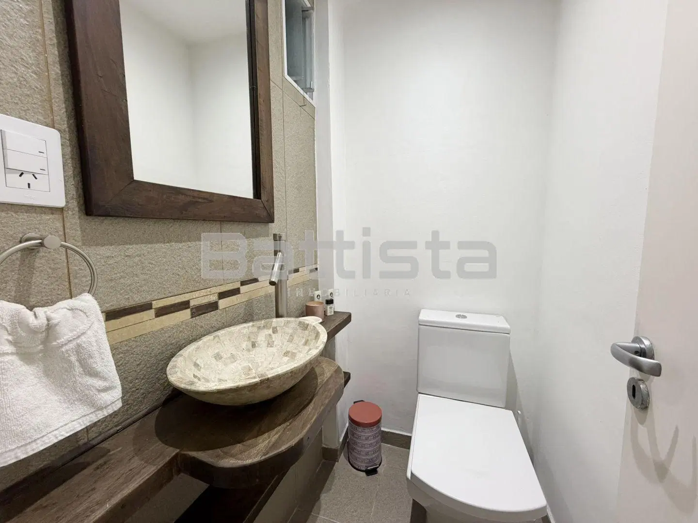 Casa 5 ambientes. | Toscano al 900 2