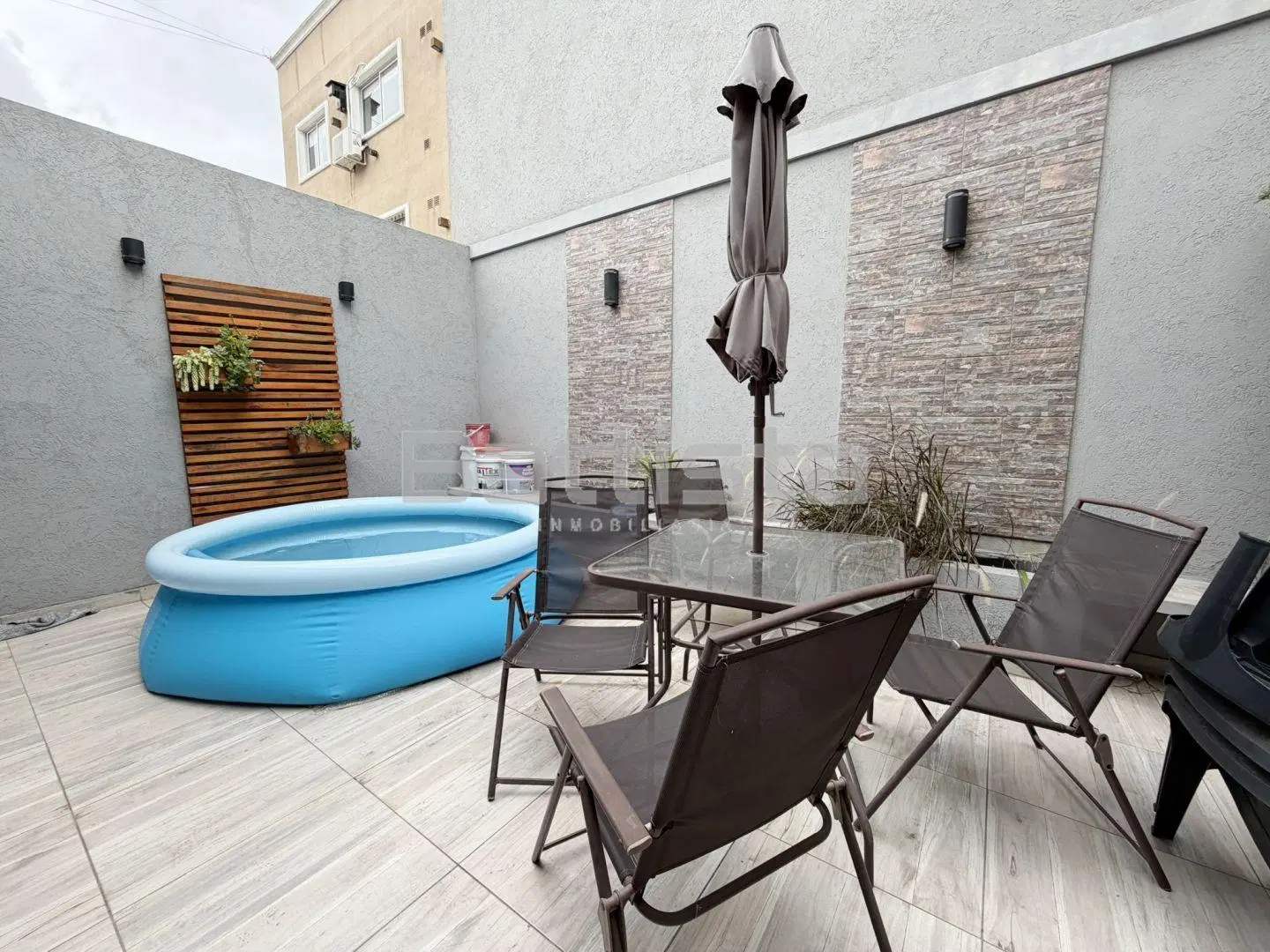 Casa 4 ambientes. | Agustin Delia al 500 4